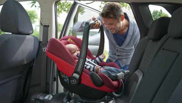 Правильная установка детского кресла в автомобиле